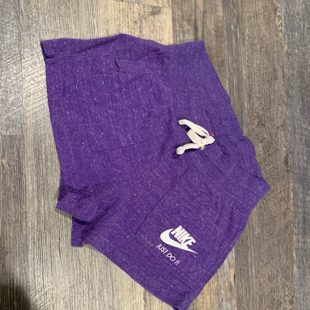 Nike Women’s Purple Athletic Cotton Shorts with Pockets